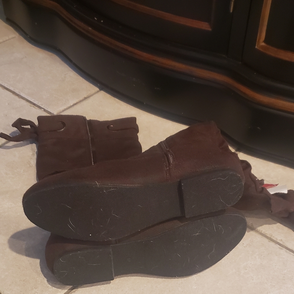 Boots👢👢 - Picture 5 of 5